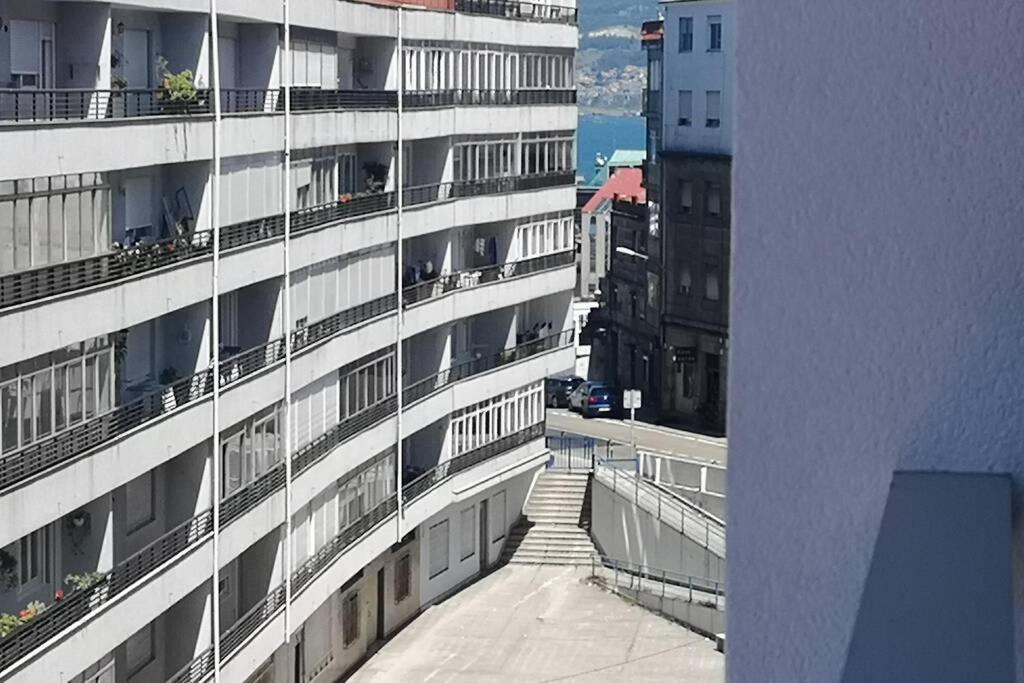 Piso Moderno Con Garaje En El Centro De Vigo Apartment Exterior photo